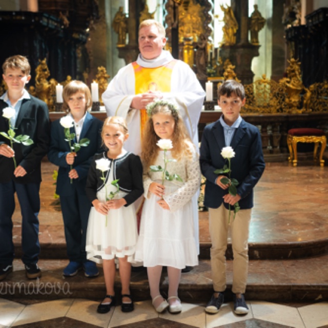 bile pozadi-0209.jpeg